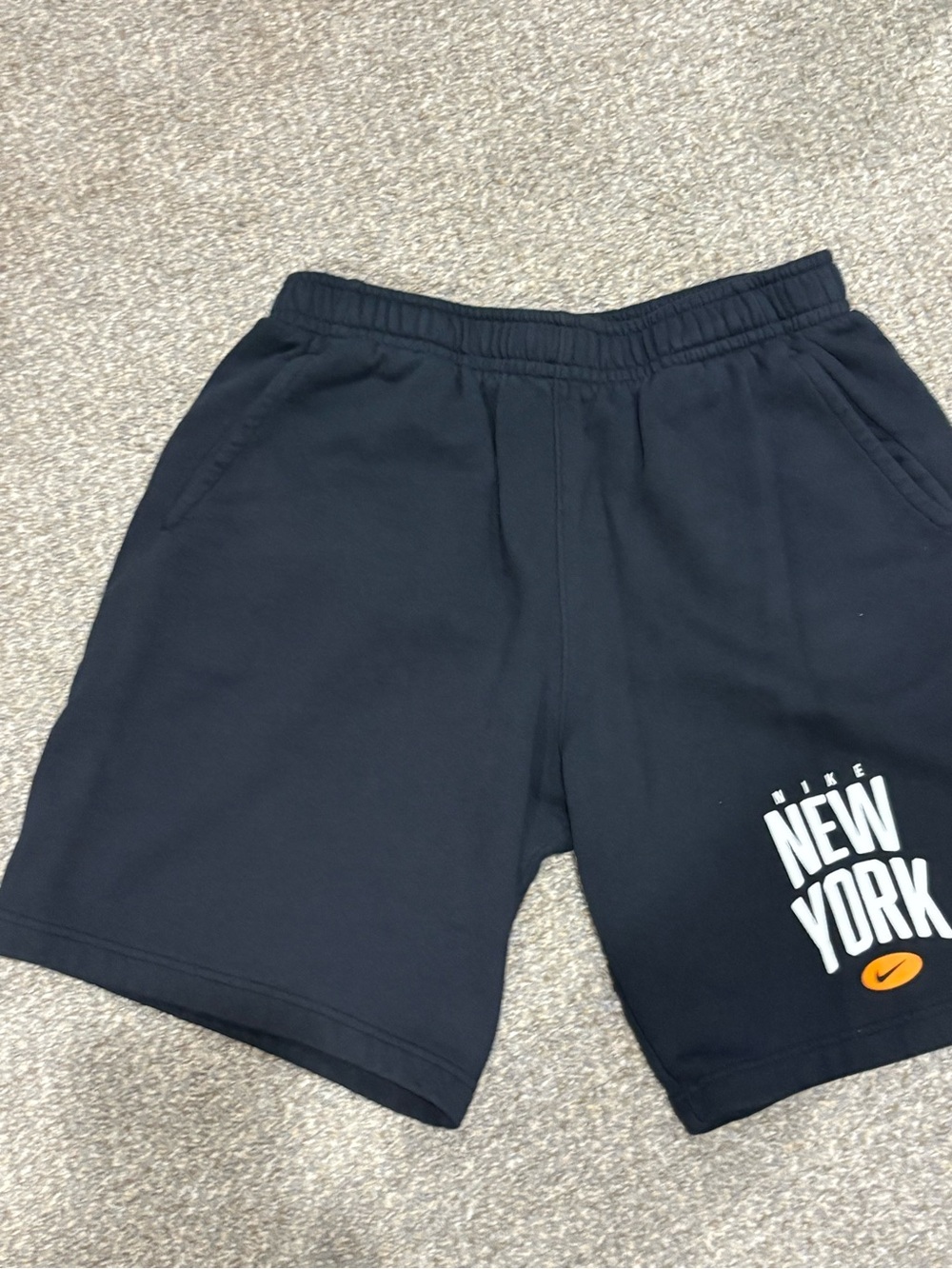 Nike Black Men's New York Graphic Athletic Shorts, large